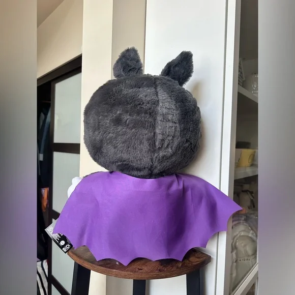 Hello Kitty Bat 🦇 Greeter - Picture 4 of 4